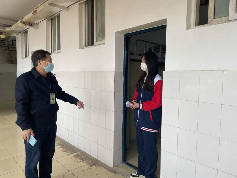 應(yīng)急有方 防患未然 ——景德鎮(zhèn)市衛(wèi)生學(xué)校開展校園疫情防控應(yīng)急演練