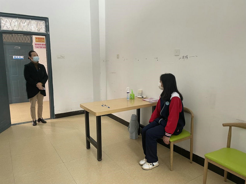 應(yīng)急有方 防患未然 ——景德鎮(zhèn)市衛(wèi)生學(xué)校開展校園疫情防控應(yīng)急演練
